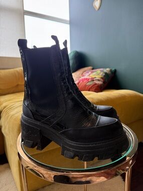 Ganni Black Platform Chelsea Boots